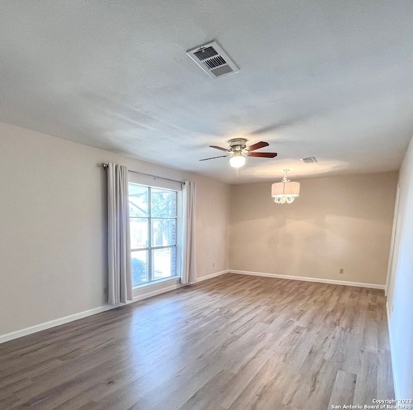 Building Photo - 1410 Colleen Dr