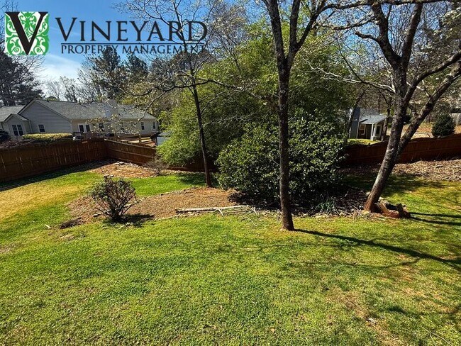 Building Photo - 1907 Grant Ln