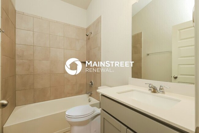 Building Photo - 3 Bedroom Pet-Friendly Home in San Antonio, TX with Main Street Renewal