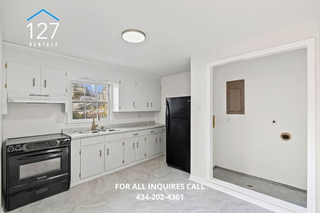 Building Photo - Spacious 3 Bed/1 Bath Property in Lynchburg