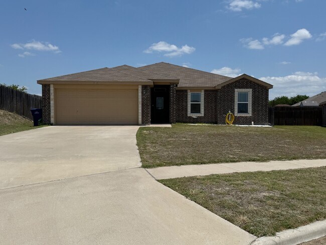 Building Photo - 3505 Moline Cir