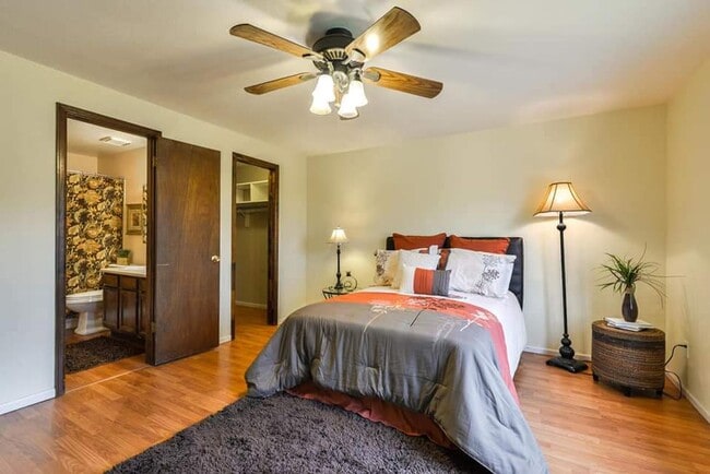 Building Photo - Beautiful 4 Bed, 2 Bath House in SW Fort Collins!