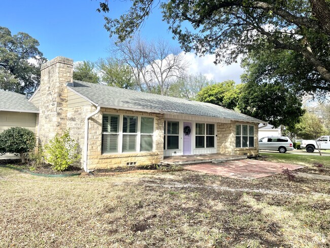 Building Photo - 3586 Dryden Rd
