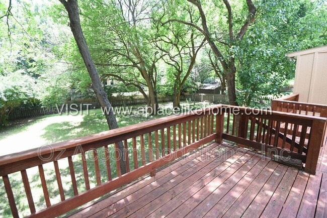 Building Photo - 15306 Riley St