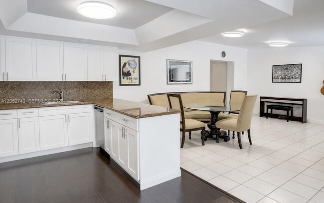 Building Photo - 6790 SW 54th St