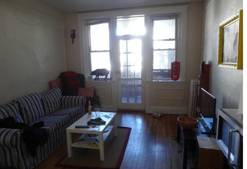 Building Photo - 45 Ashford St