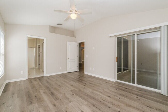 Building Photo - 7602 Citrus Blossom Dr