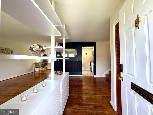 Building Photo - 3514 May St