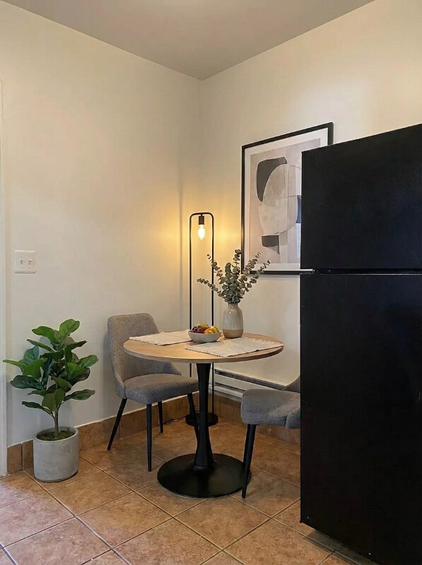 Building Photo - 22 Cadillac St