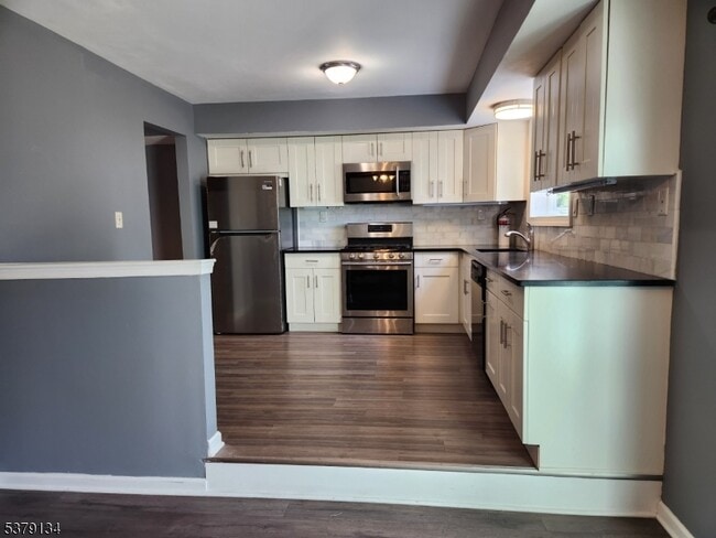 Building Photo - 263 Glastonbury Ln