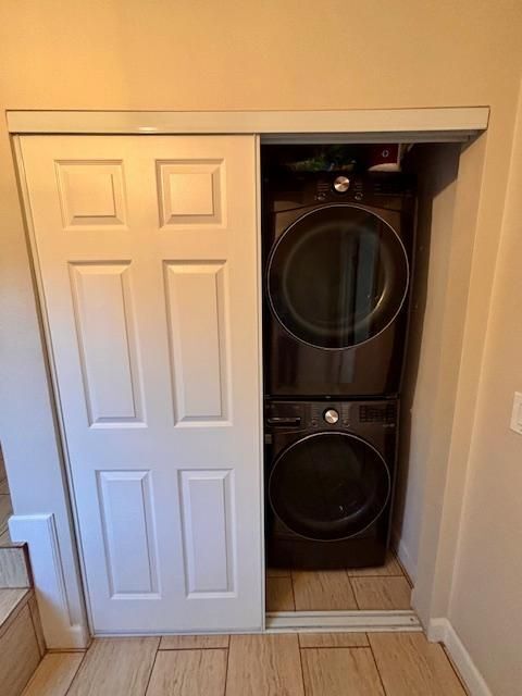 Building Photo - 1900 Lundy Ave