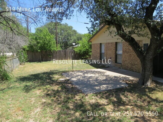 Building Photo - 519 Myra Lou Ave