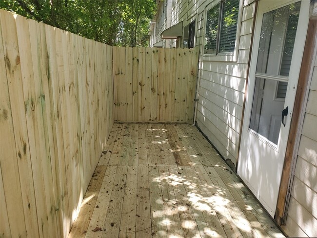 Building Photo - 11802 Chetman Dr