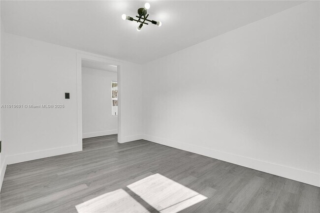 Building Photo - 575 NW 99th St