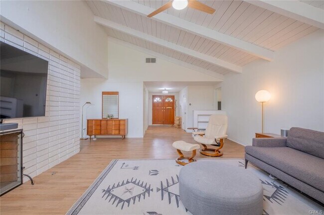Building Photo - 23100 Mulholland Dr