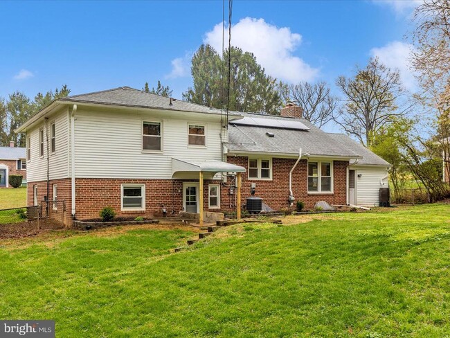 Building Photo - 6510 Panorama Dr