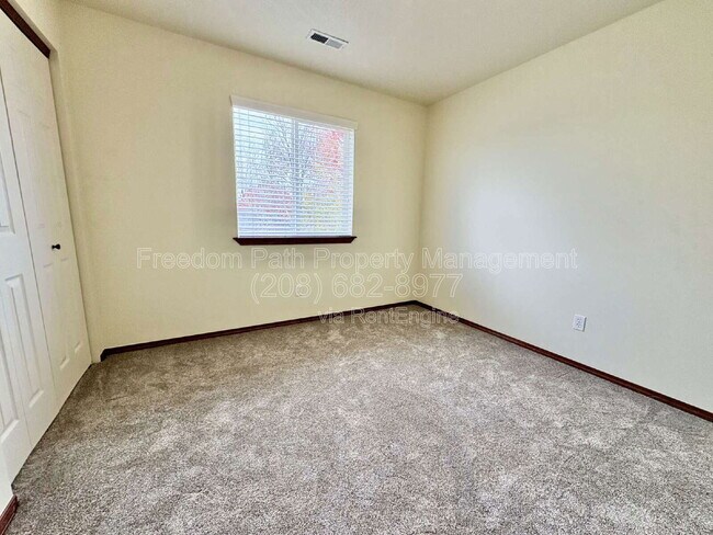 Building Photo - 6587 N Harris Hawk Ln