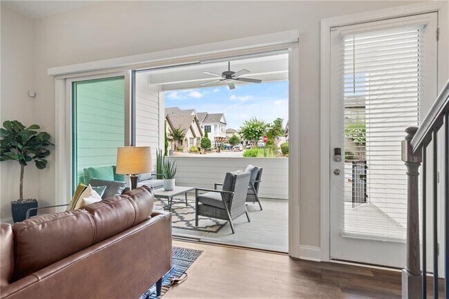 Building Photo - 613 Stickley Oak Way