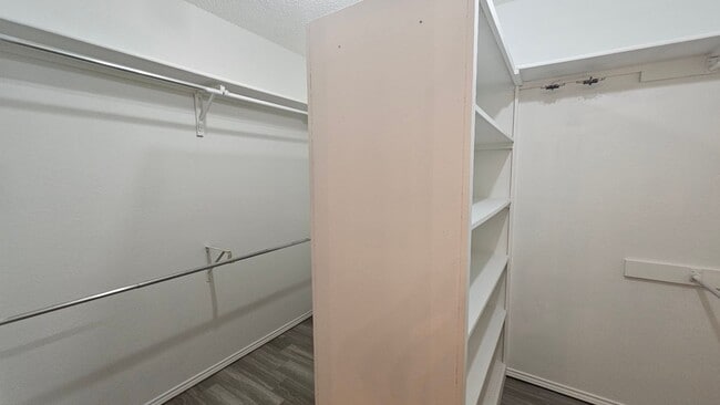 Building Photo - 1700 Kendolph Dr