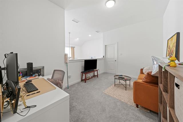 Building Photo - 1136 Queensdown Wy