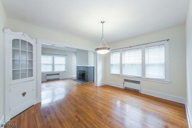 Building Photo - 61 Watchung Ave