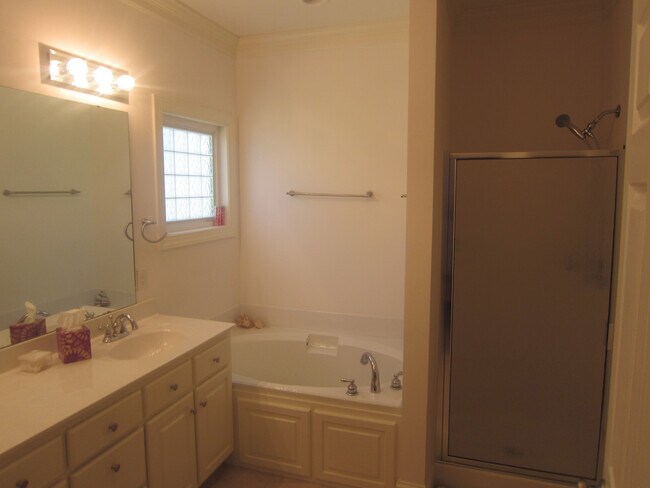 Building Photo - Live Where Others Vacation | 4BR Unique Home in the Gated Community of Fairfield Harbour!