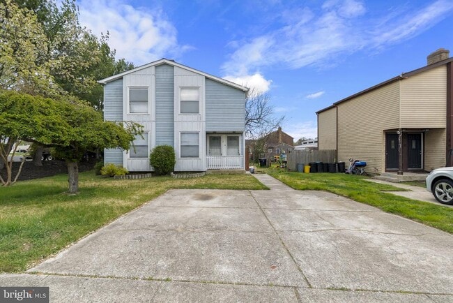 Building Photo - 8 Fanelli Ln