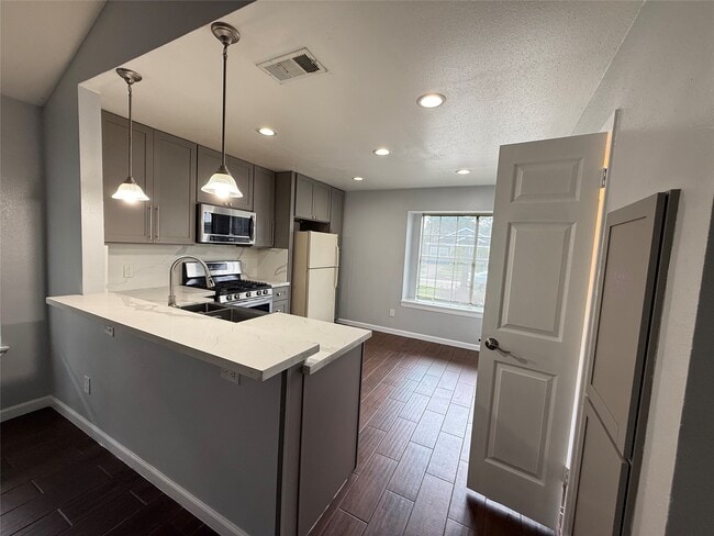 Building Photo - 16118 Alden Ridge Dr
