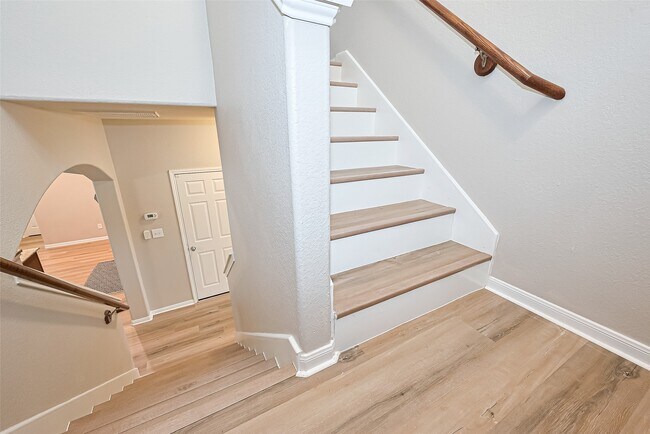 Building Photo - 20127 Graphite Canyon Ct
