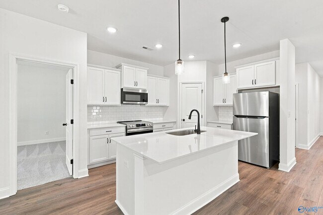 Building Photo - 6226 Pisgah Dr NW