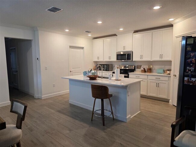 Building Photo - 16890 Forge Surf St