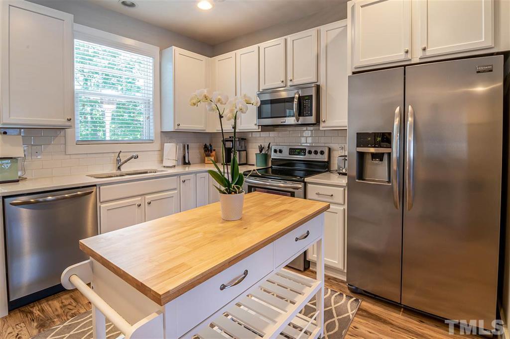 Building Photo - 2800 Bedford Green Dr