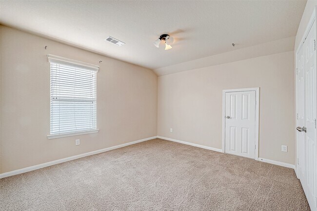 Building Photo - 8926 Silent Hills Ln