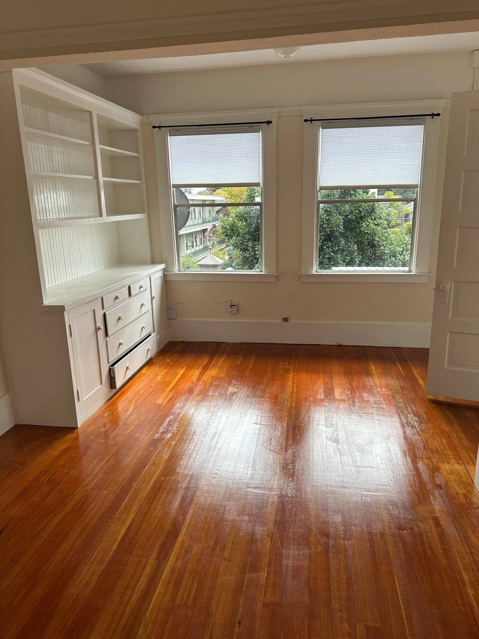 Bedroom 2 with sunny southern exposure - 2738 Garber St