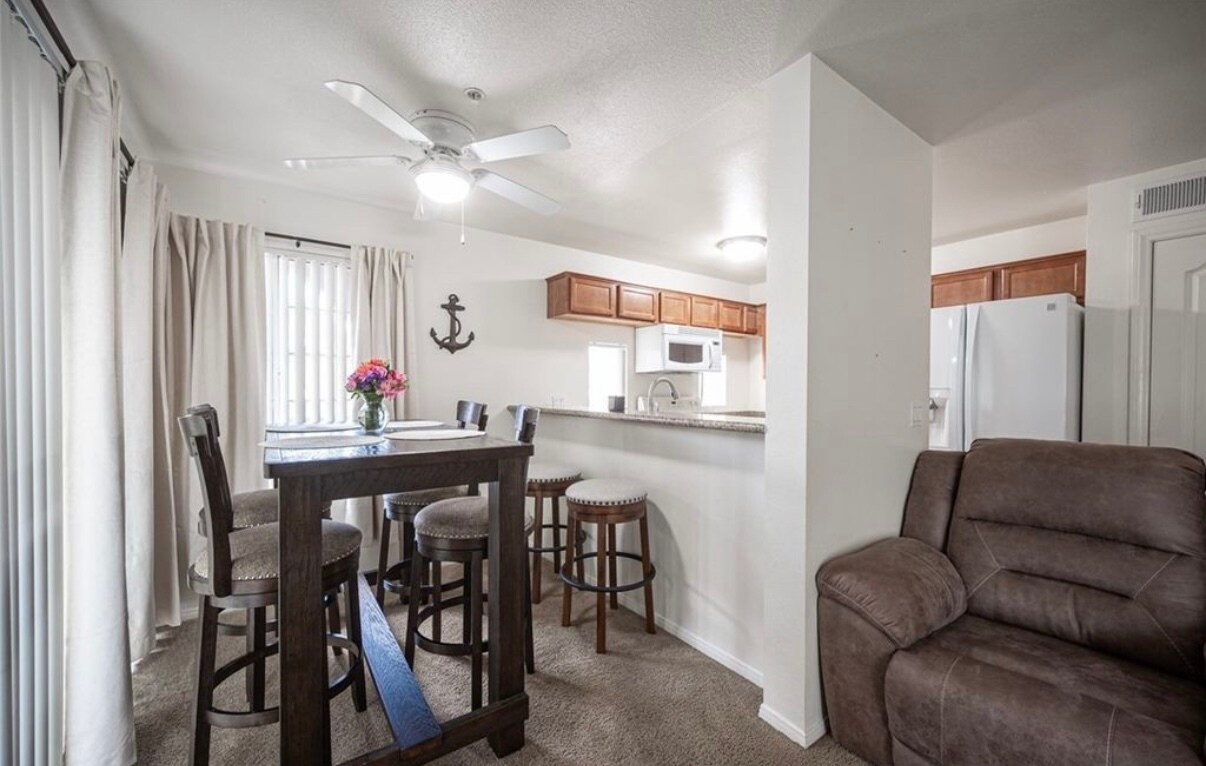 Building Photo - 2110 Sealion Dr