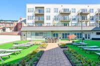 Building Photo - 240 State St