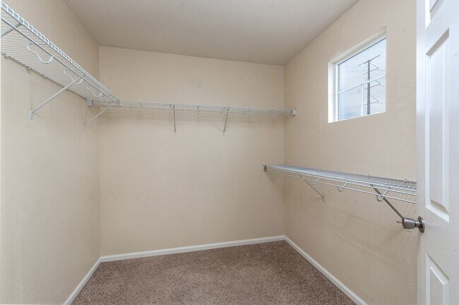 Building Photo - Single Family House for Rent - Claremont R...
