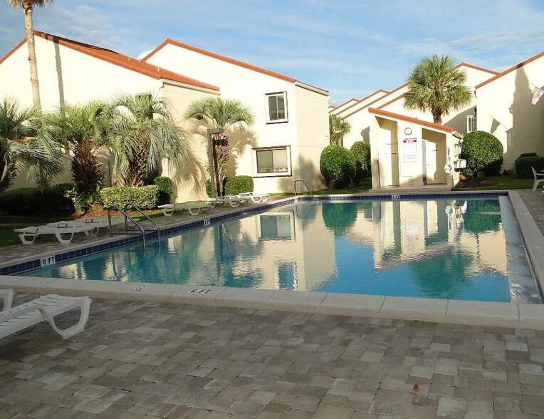 Building Photo - 228 Amberjack Dr