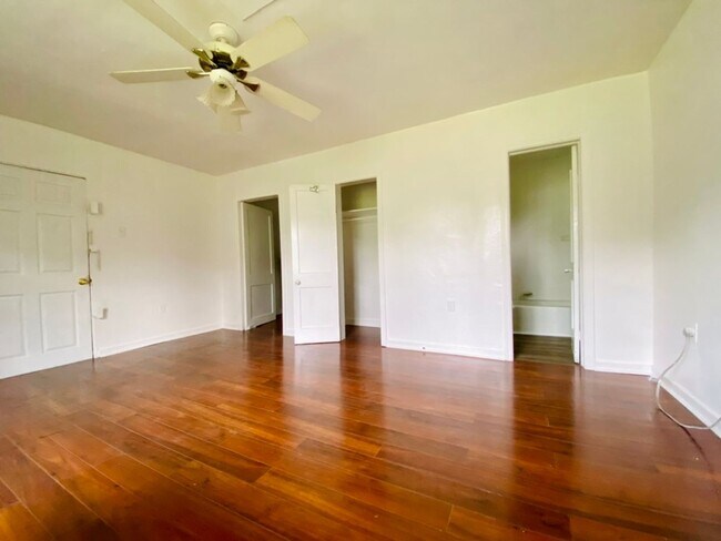 Building Photo - 1209 Hercules St