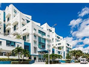 Building Photo - 7600 Collins Ave