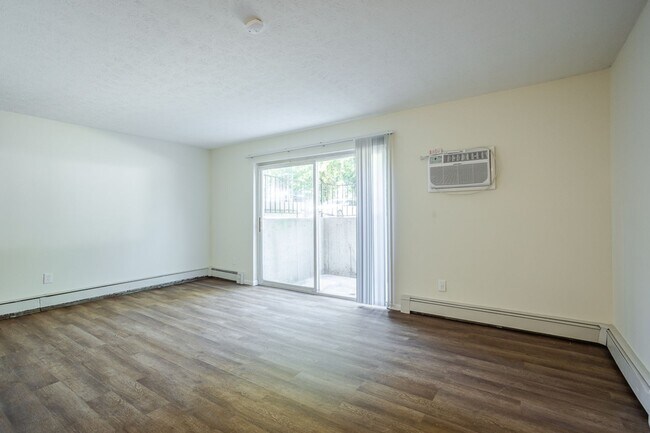 Building Photo - Linden Apartments