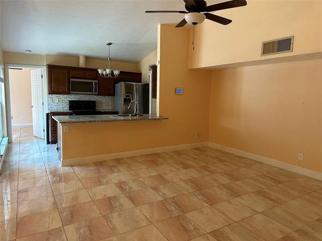 Building Photo - 2519 Limestone Dr