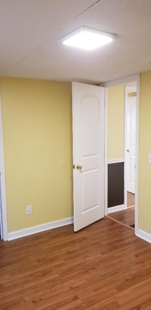 Building Photo - BIG AND ROOMIE! BIG AND ROOMIE!