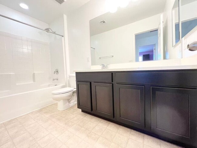 Building Photo - Well-maintained 4-bedroom, 3-bath home in a desirable gated community