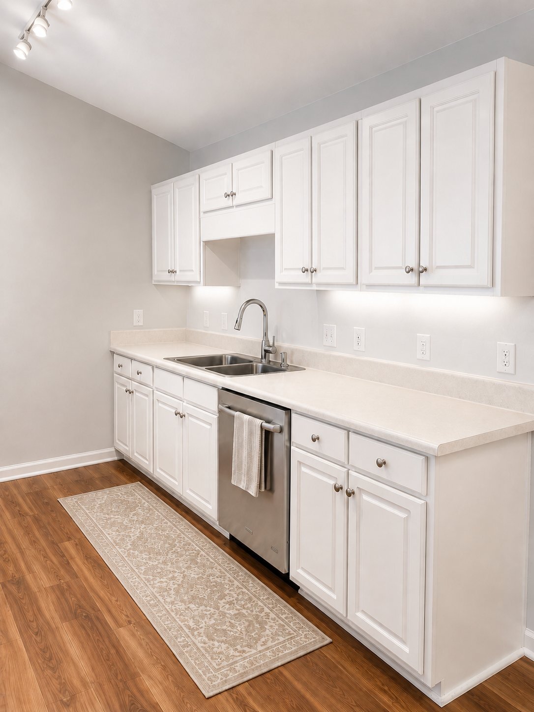 Building Photo - 406 Pelham Square Way