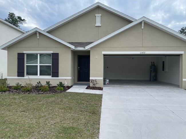 Building Photo - Gorgeous 4 bedroom 2 bathroom home
