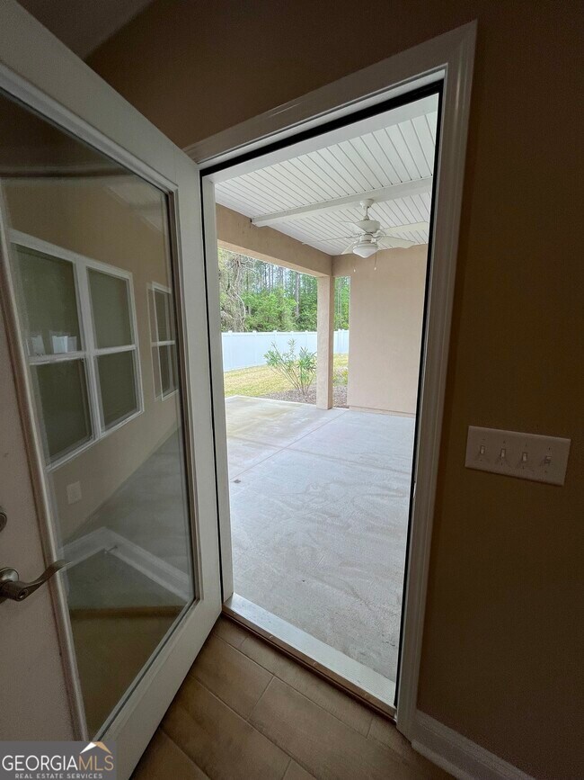 Building Photo - 126 The Villas Wy