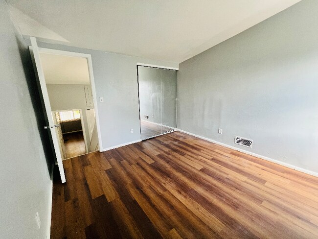 Building Photo - 8884 N 95th St