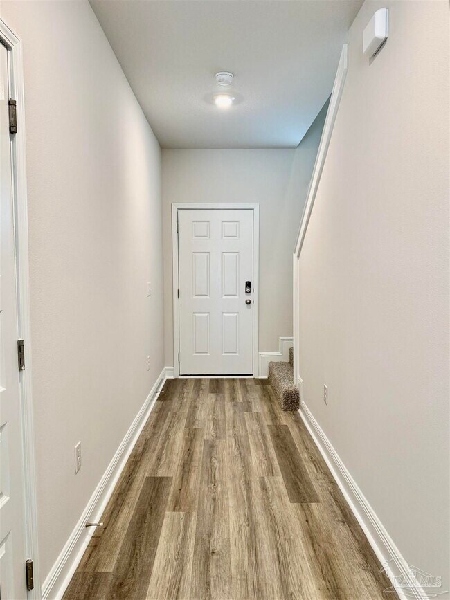 Building Photo - 4067 Pendragon Cir