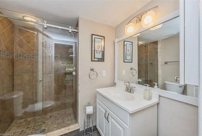 Building Photo - 499 Forest Lakes Blvd